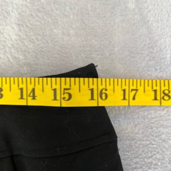 Larry Levine Women's Black Straight Skirt With Front Pockets Wide Waist Band 10 - Picture 7 of 15